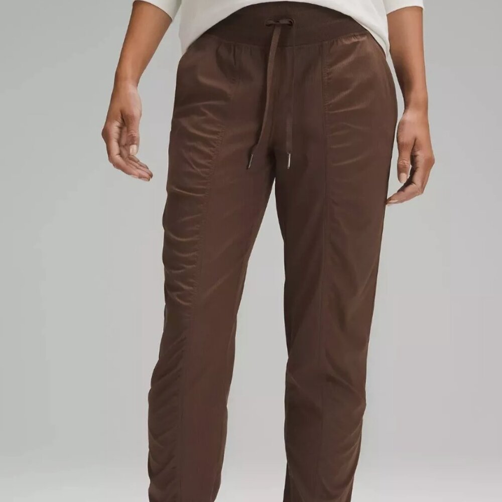 Lululemon Dance Studio Mid-Rise Jogger Size 0 Java BRAND NEW WITH TAGS!